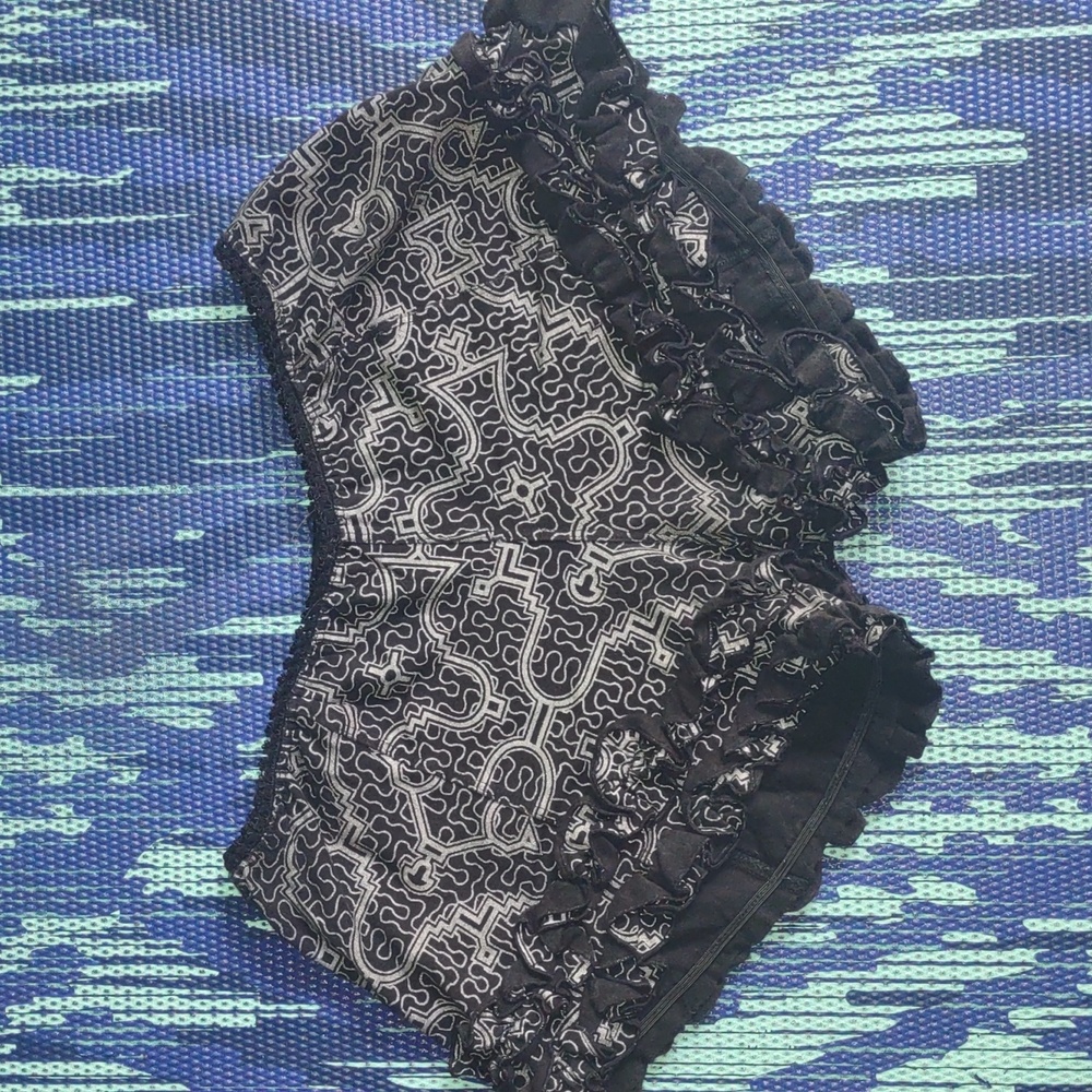 Onanya shipibo ruffle booty shorts